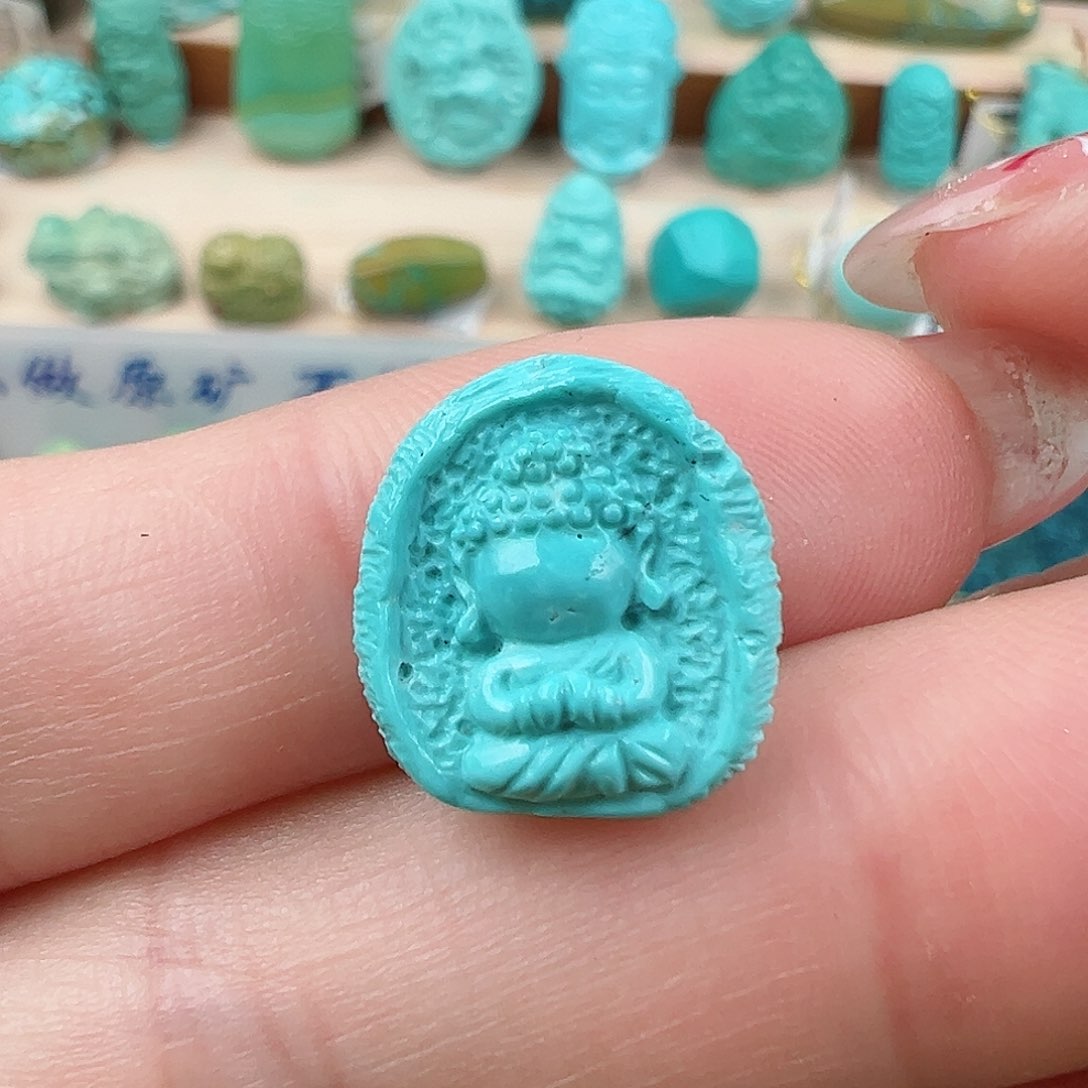 绿松石配饰未镶嵌