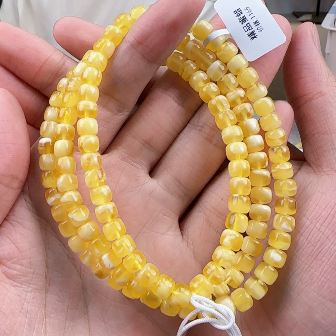 琥珀裸石未镶嵌蜜蜡