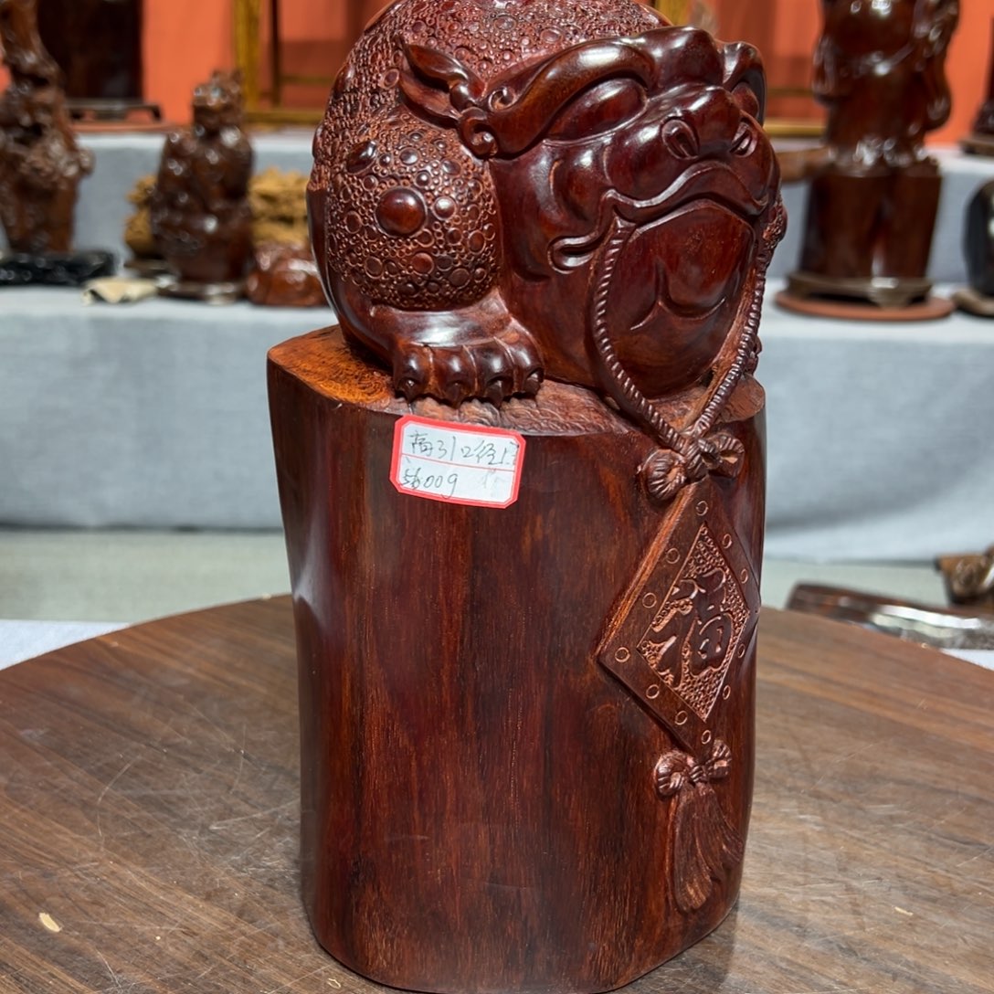 山***长木精品工艺品展示