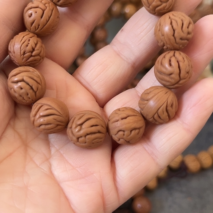 金***艾把件核桃精品桃枭圆子手串