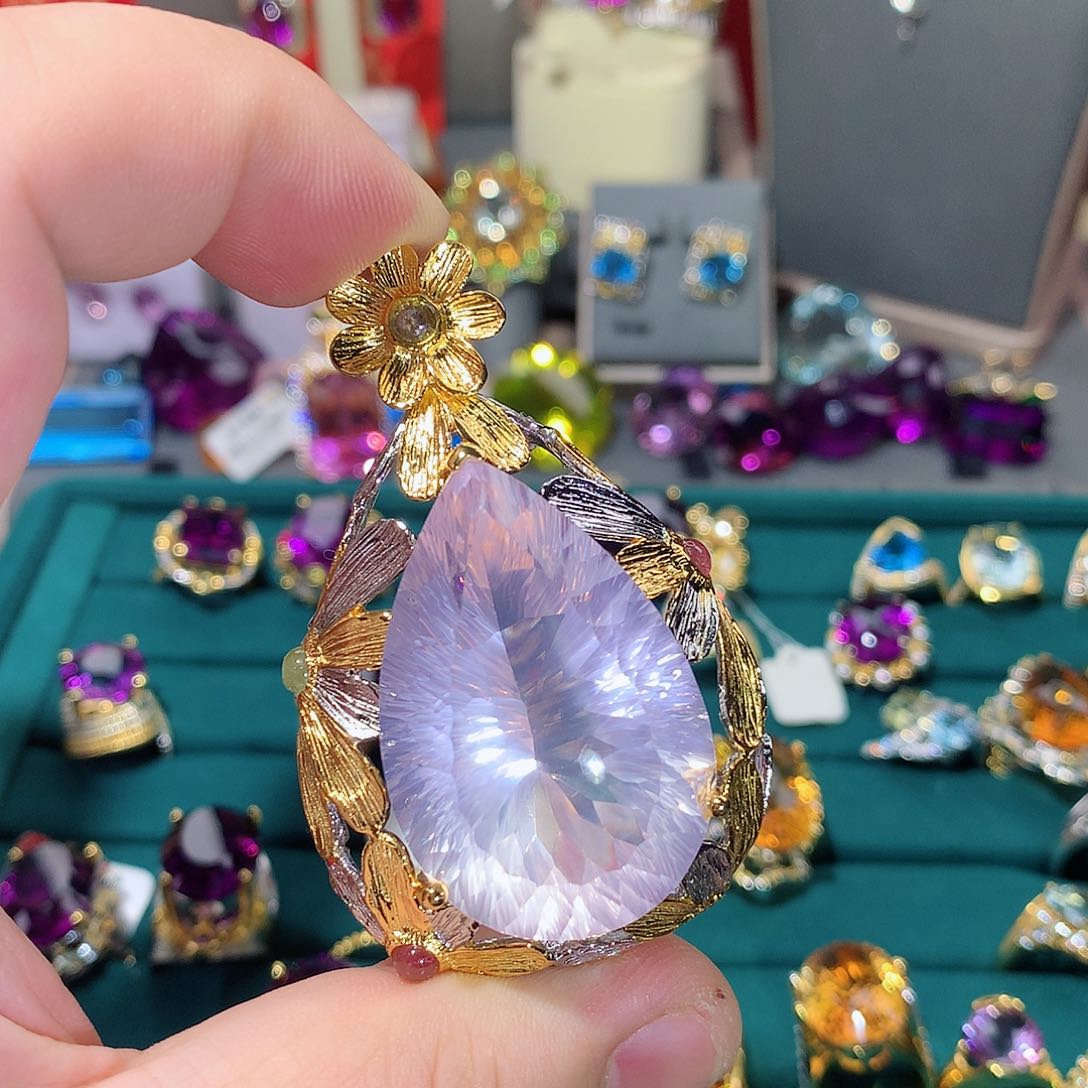 水晶吊坠银S925镶嵌王*人吊坠