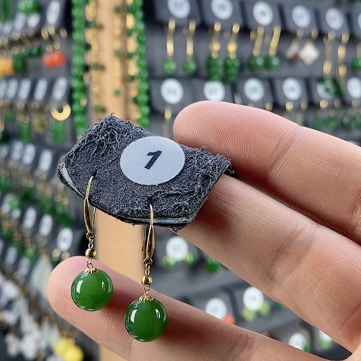 和田玉耳饰18K金镶嵌