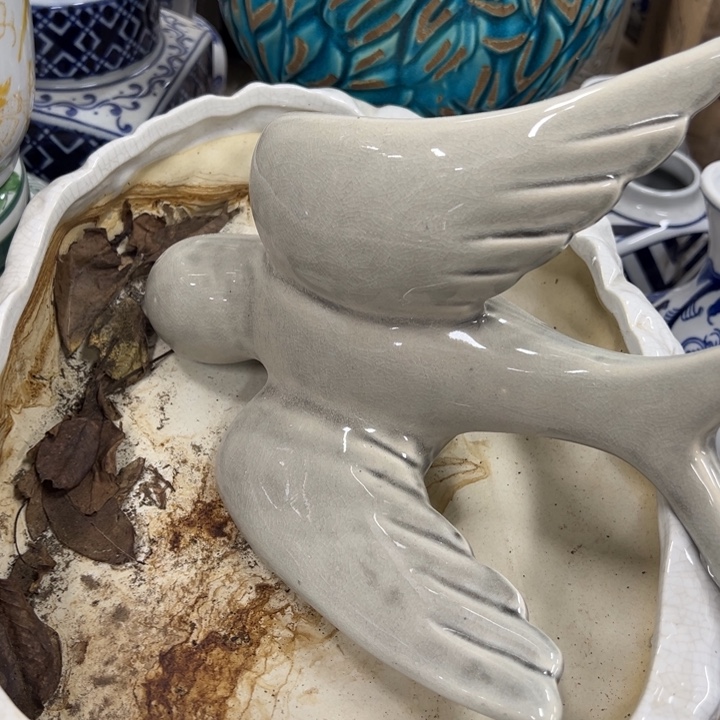 瓷片微瑕。。。。。。。。。。。。。