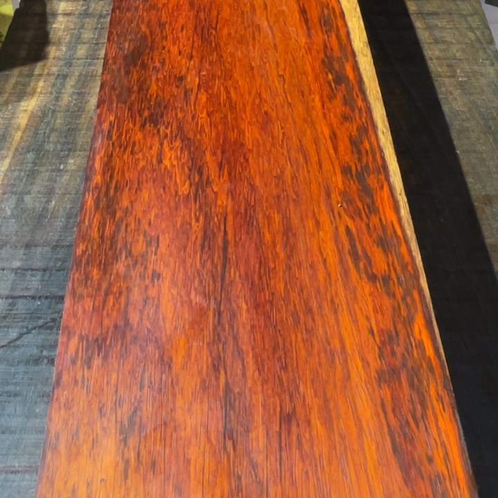 非洲紫檀（红花梨）不*白