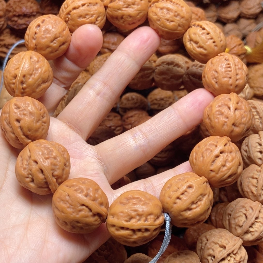 桃核吊坠光头手串