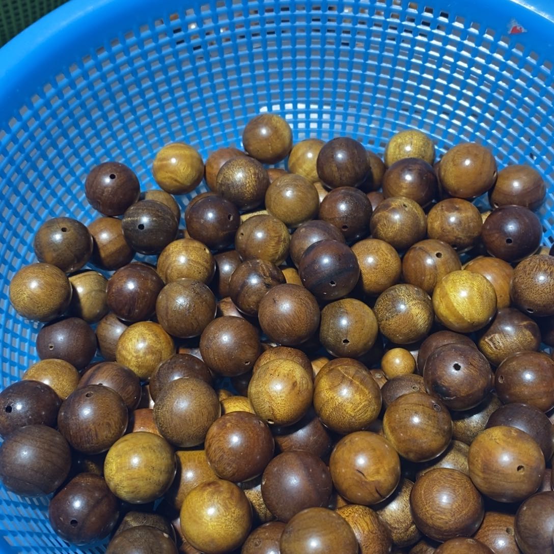 金丝楠又**爱小叶1.8散珠微瑕半斤