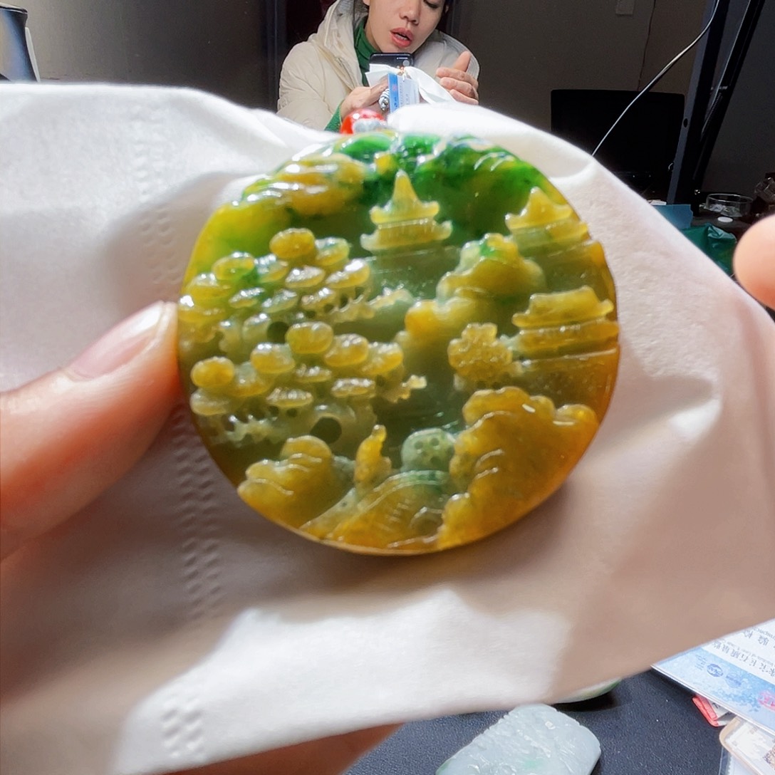 颈饰未镶嵌翡翠一