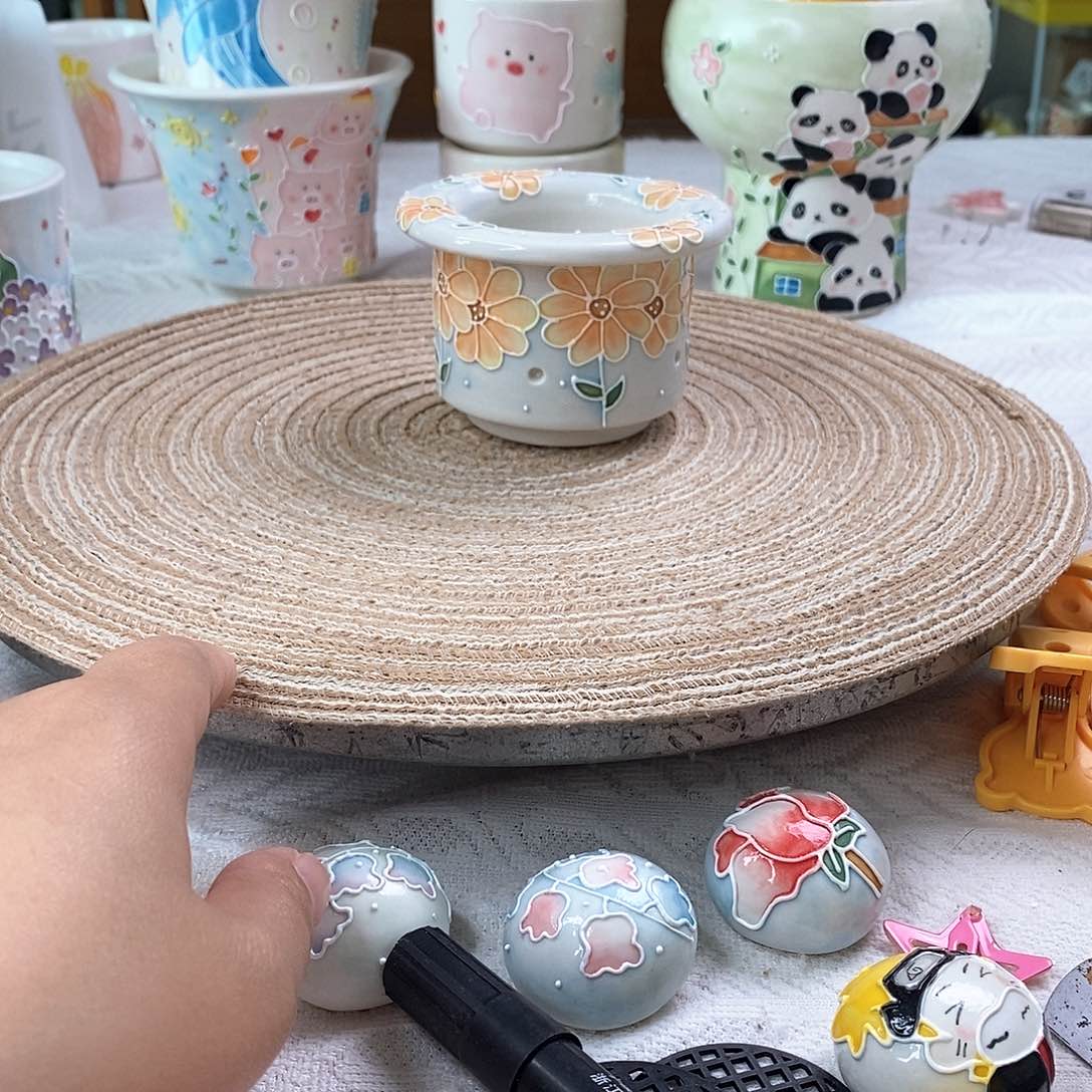 手工手绘制作陶瓷17