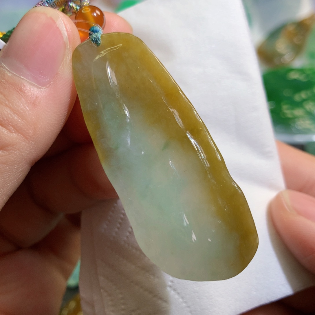 【闪购商品】翡翠吊坠(不含链)未镶嵌