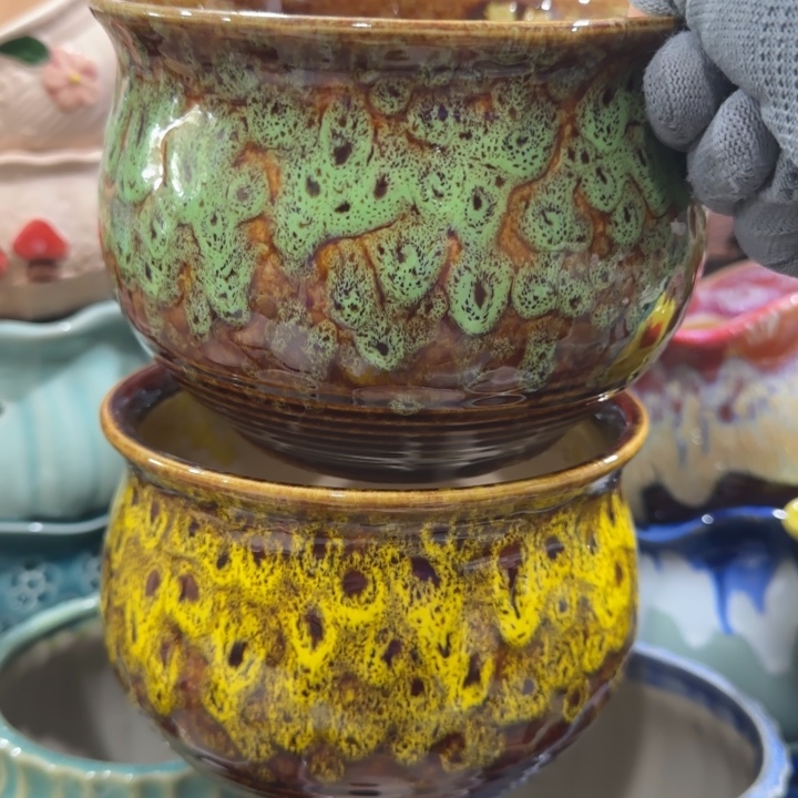 凑9块包邮，有孔，陶瓷花盆