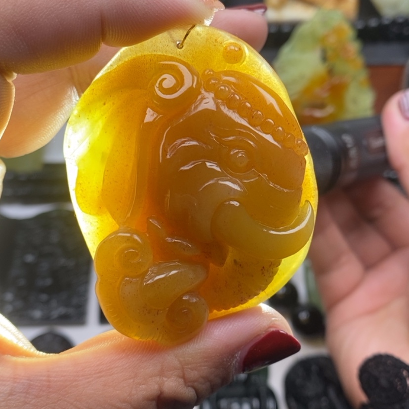 【闪购商品】蛇纹石玉颈饰未镶嵌