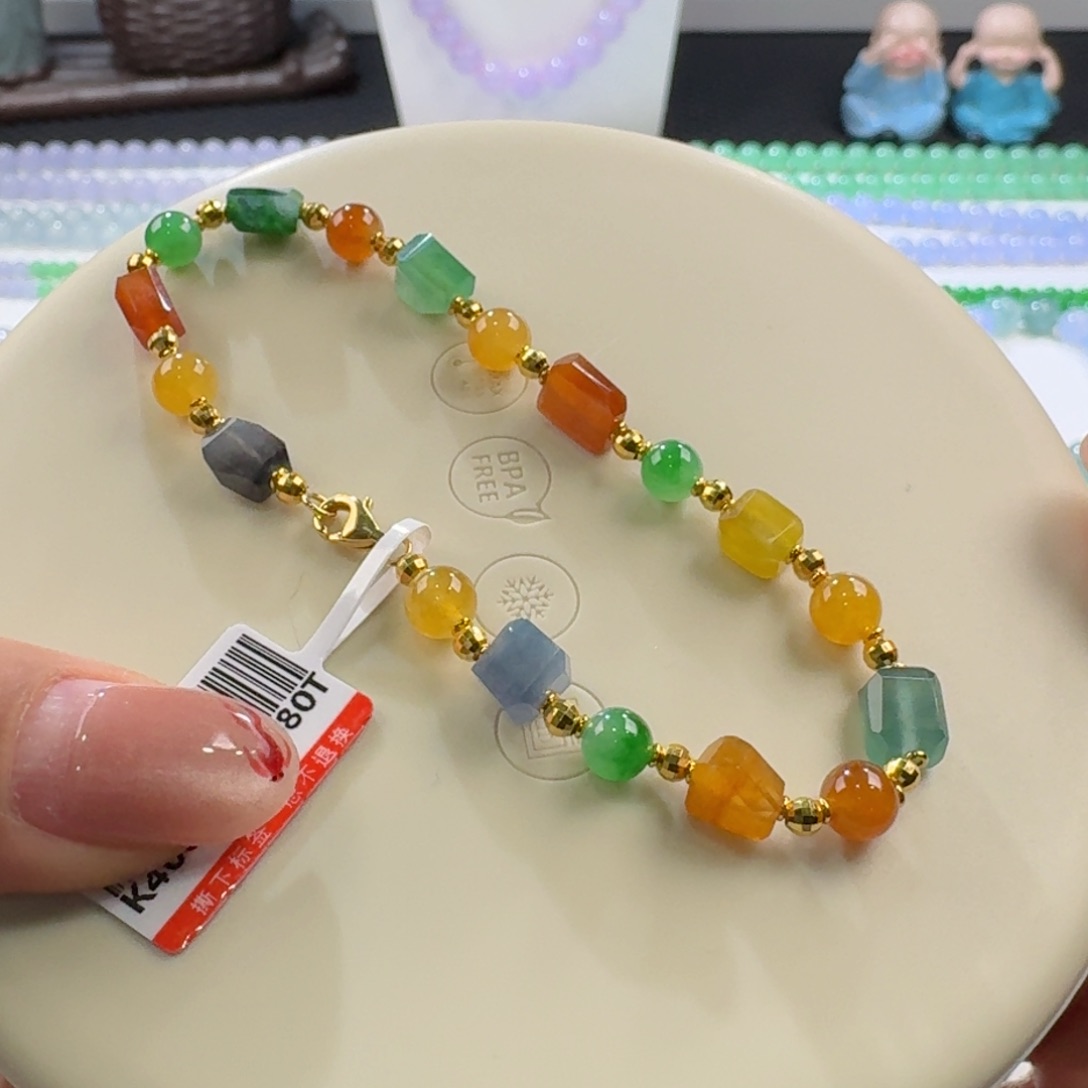 翡翠手链未镶嵌浓彩盘缠