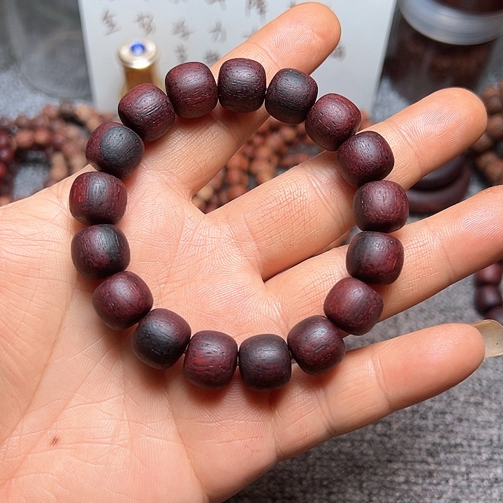 藤类降真香1.3老型红油红降精品一档