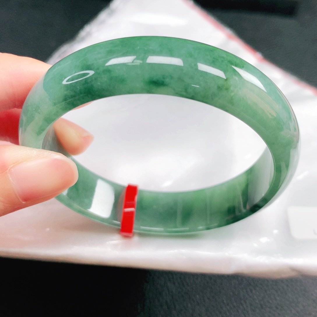 翡翠未镶嵌手镯56圈