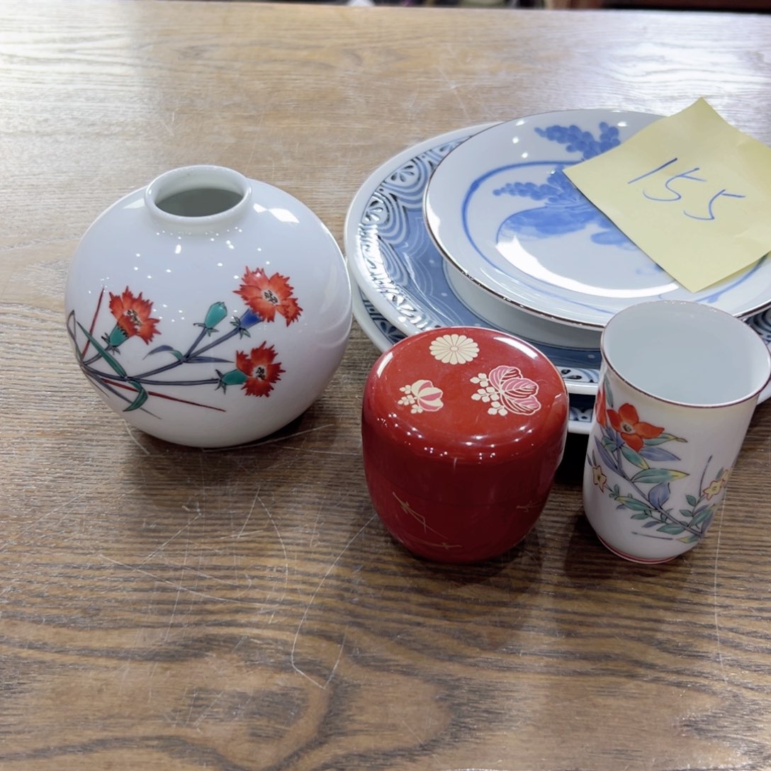 瓷片陶瓷和金属表面上