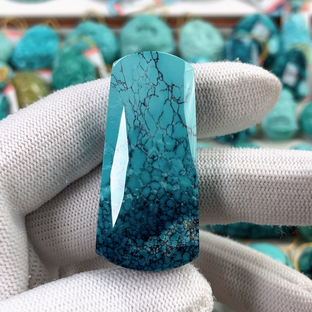 绿松石未镶嵌车挂