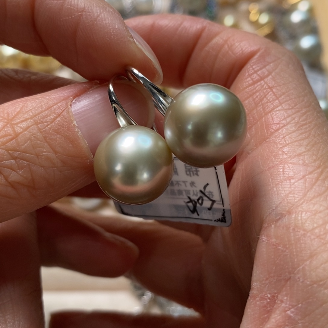 海水珍珠耳饰18K金镶嵌