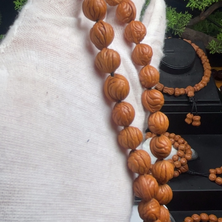 希***言木质类精品桃核手持