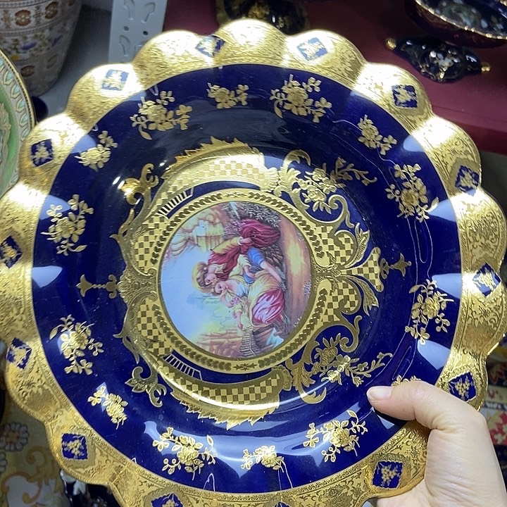 瓷片微瑕……………………………………