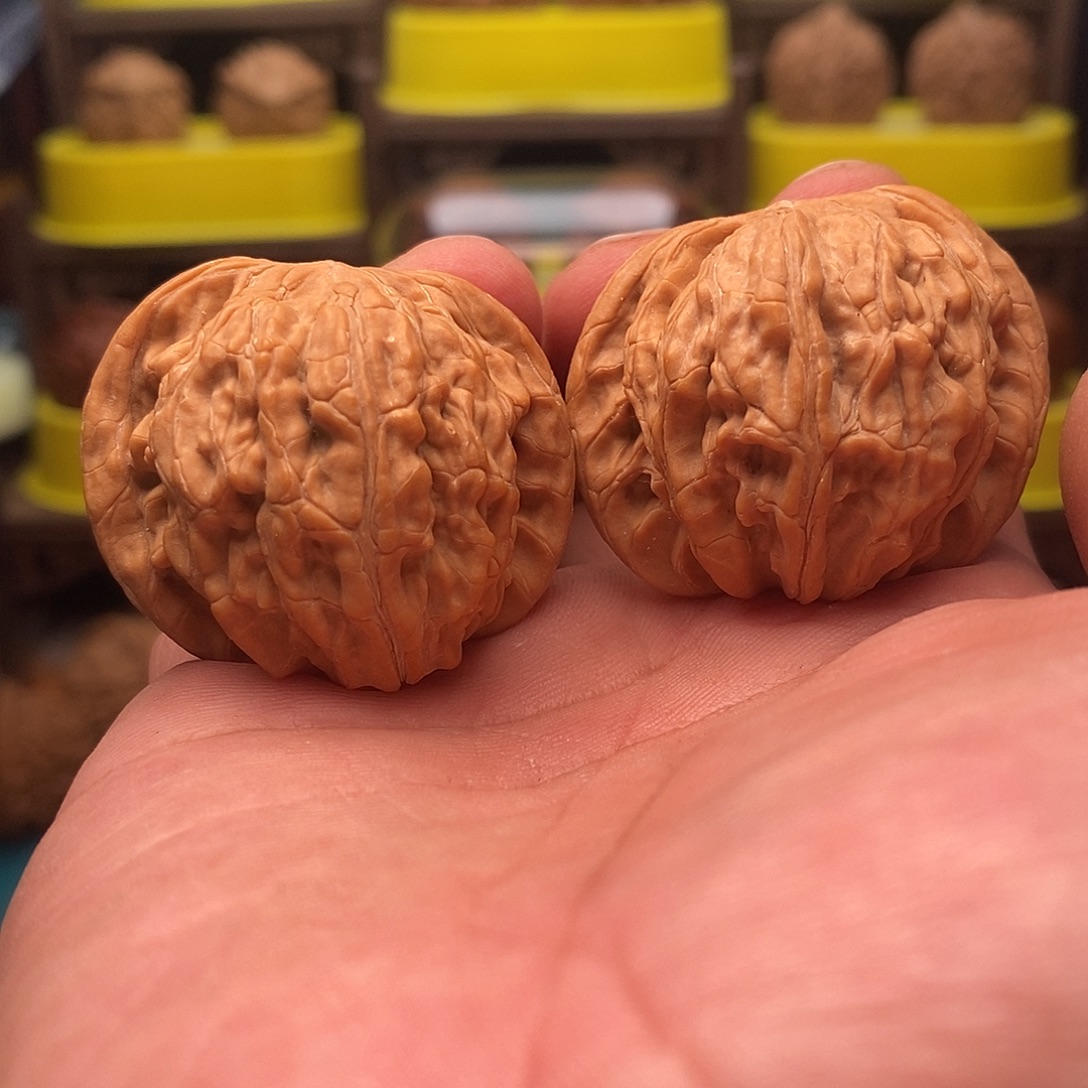 文玩核桃吊坠磨盘