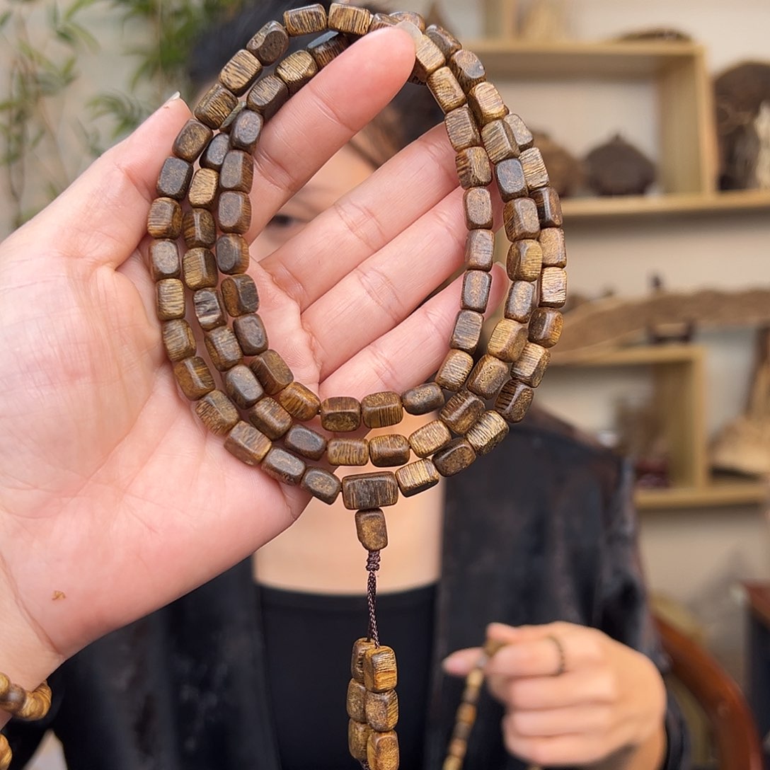 沉香手串海南白奇金丝红油现金砖老板头多样性发货一条0.6