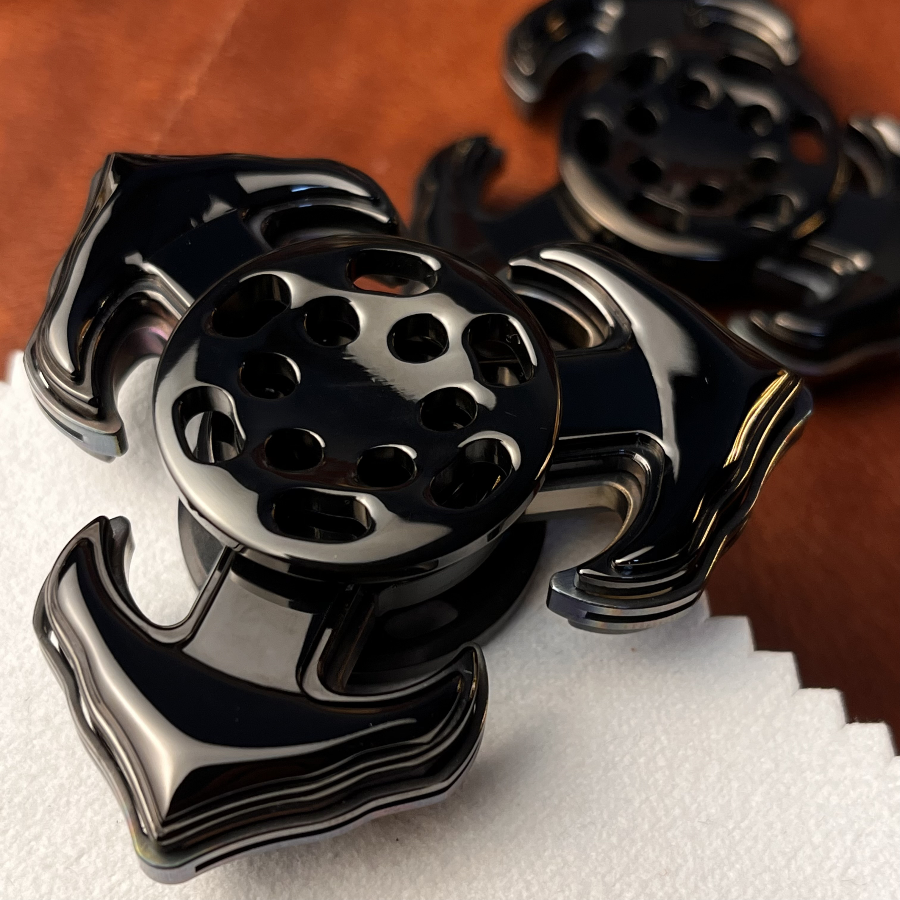 【海神2.0】开甲三叶蜂巢稳定锆中层甲片开音槽顺滑EDC陀螺玩具