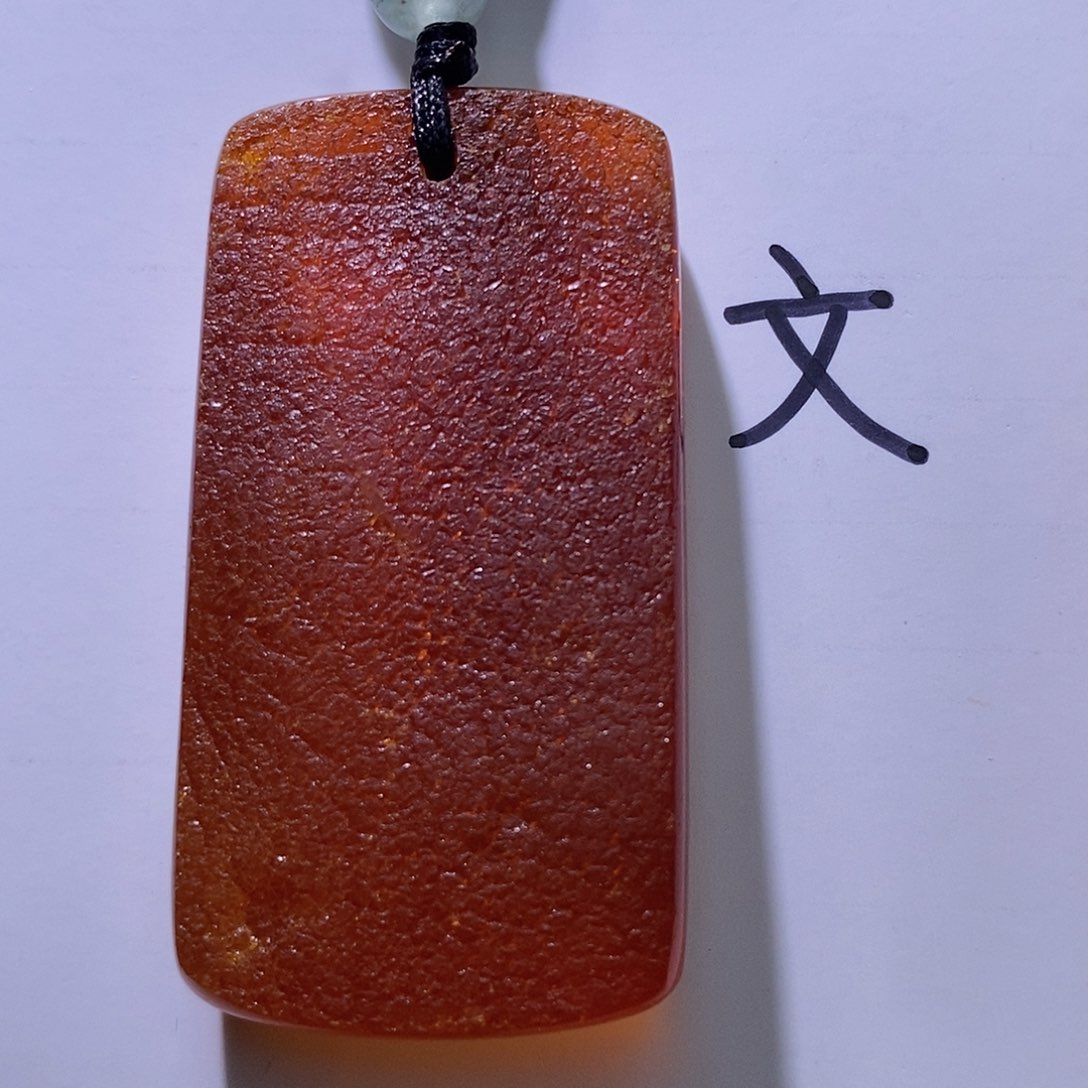 琥珀未镶嵌珠宝奇石110