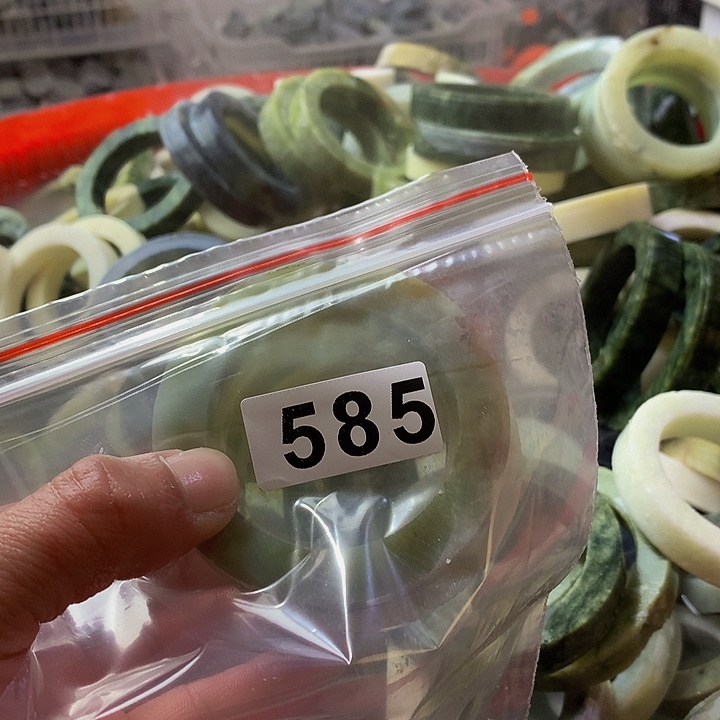 蛇纹石玉原未镶嵌❤️****