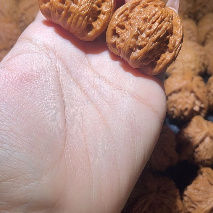 *****吊坠文玩核桃小妹三棱