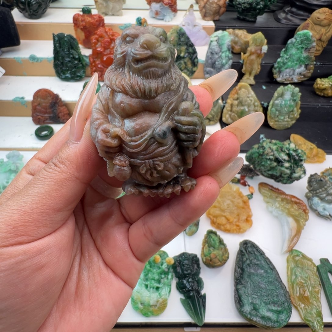 未镶嵌挂件翡翠零*?天然缅甸