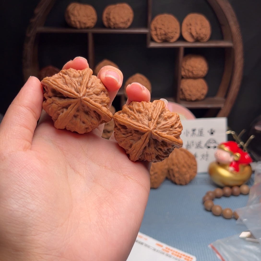 文玩核桃吊坠玉玺四棱 45