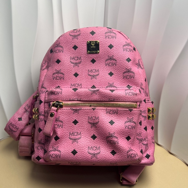 95新 MCM 粉色中号书包