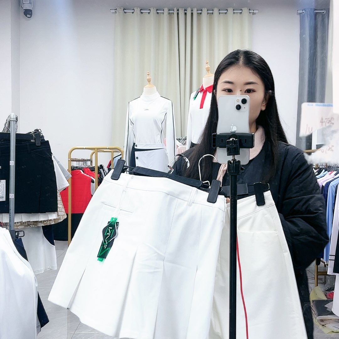 都粉红佳军快快乐乐s