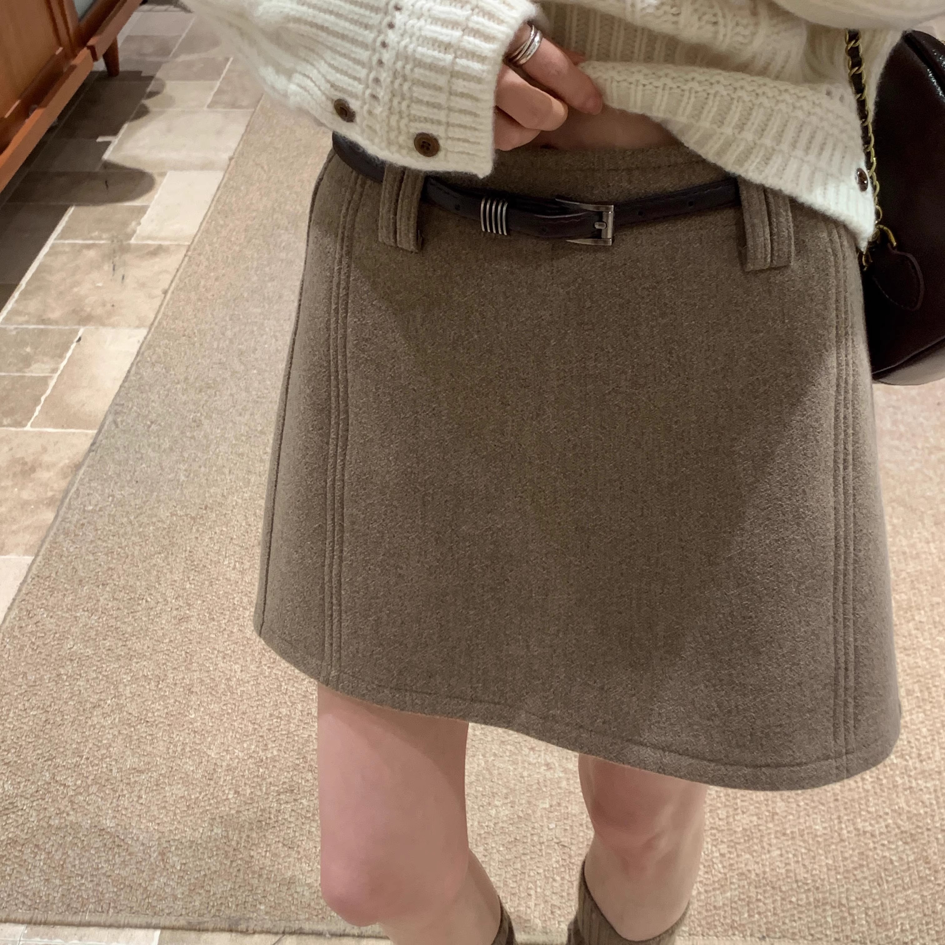 高端货~韩系卡其色配腰带羊毛呢短裙女高腰显瘦A字包臀半身裙秋冬