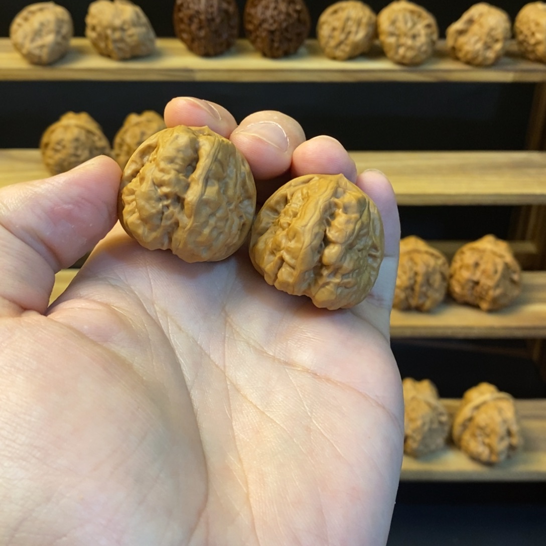 小***鸭桃核吊坠蛤蟆头33