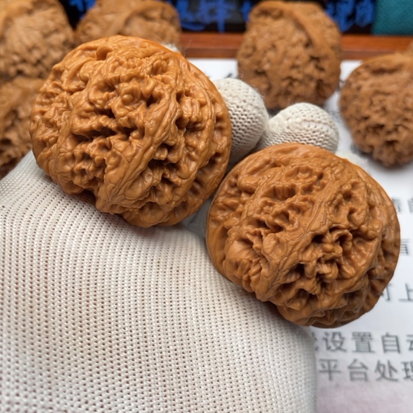 【闪购商品】吊坠文玩核桃不**?6粗筋