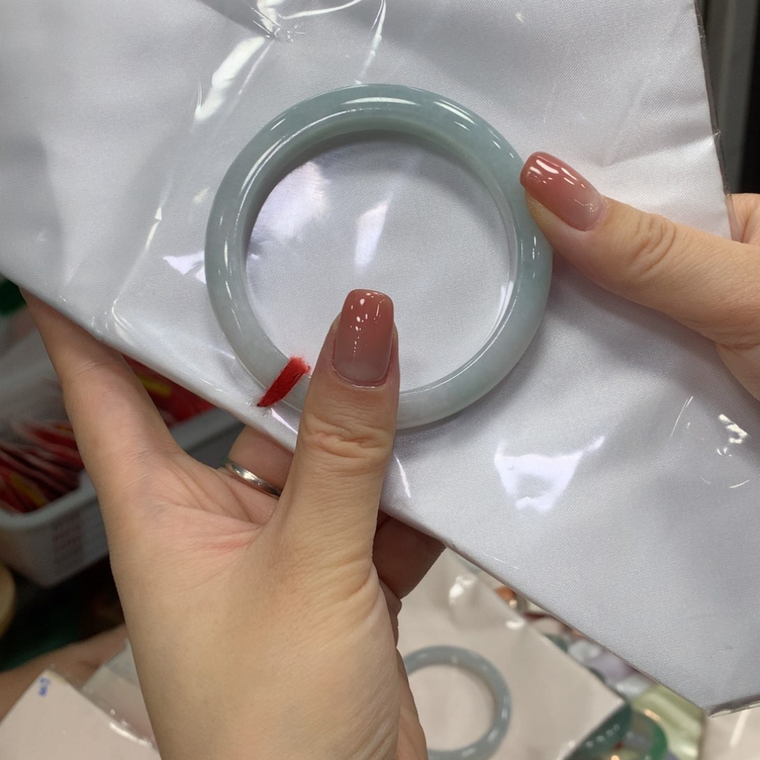 翡翠手镯未镶嵌优*买断