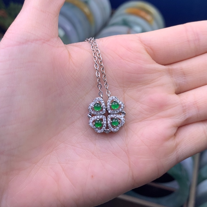 翡翠未镶嵌颈饰吊坠