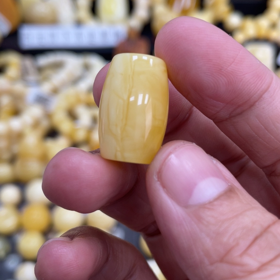 琥珀珠宝奇石未镶嵌13.7*20.8mm