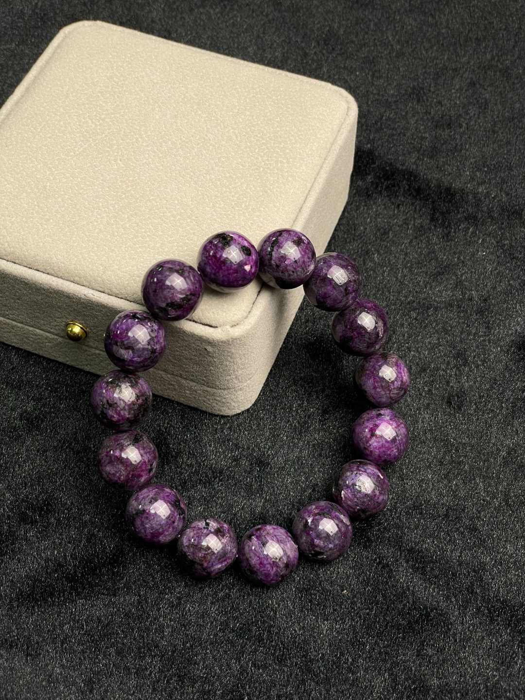 A68星光紫14m手串女款