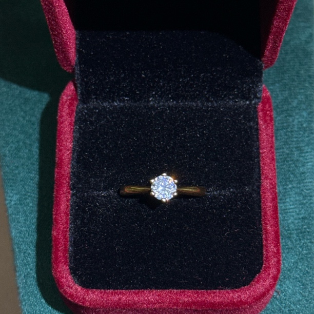 【高级珠宝】八心八箭精品戒指—————