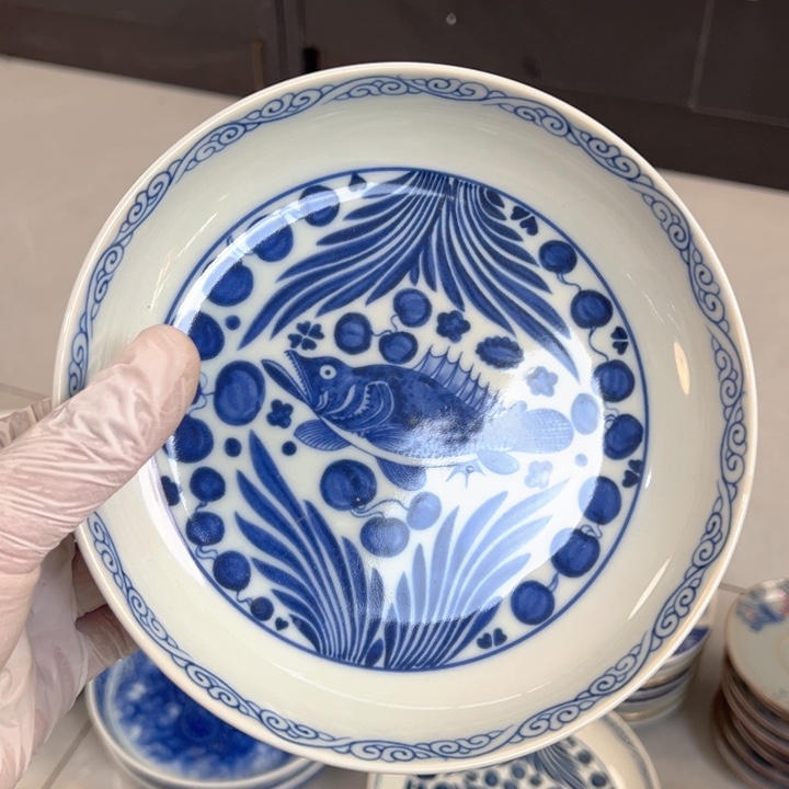瓷片白青花鱼藻纹壶承全品