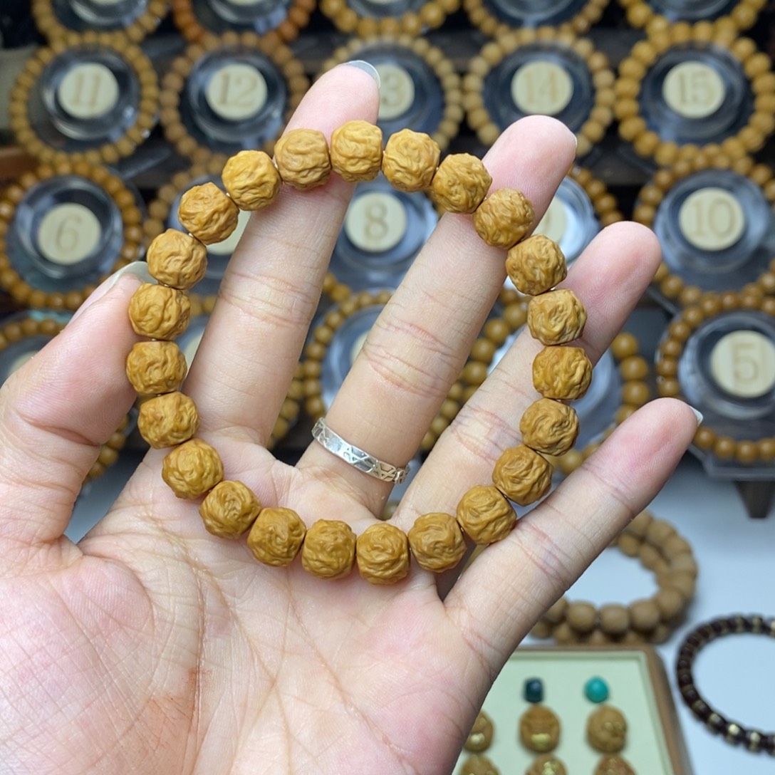 i***n吊坠猴头核桃小龙蛇