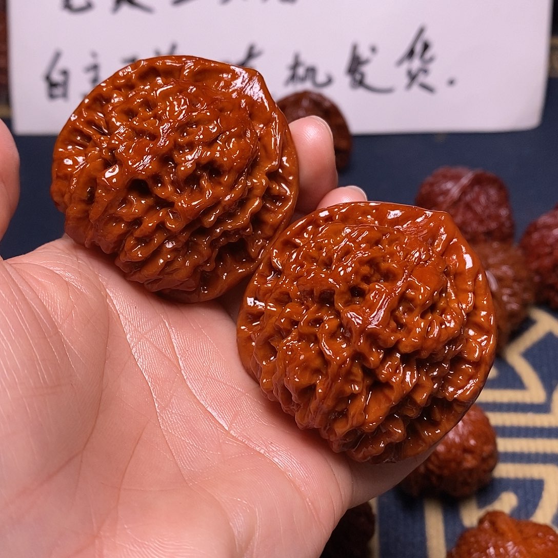 馮****吊坠文玩核桃48官帽