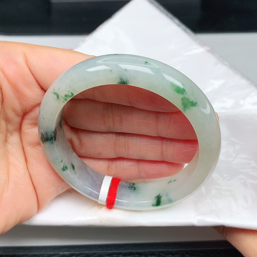 未镶嵌手镯翡翠小****。。