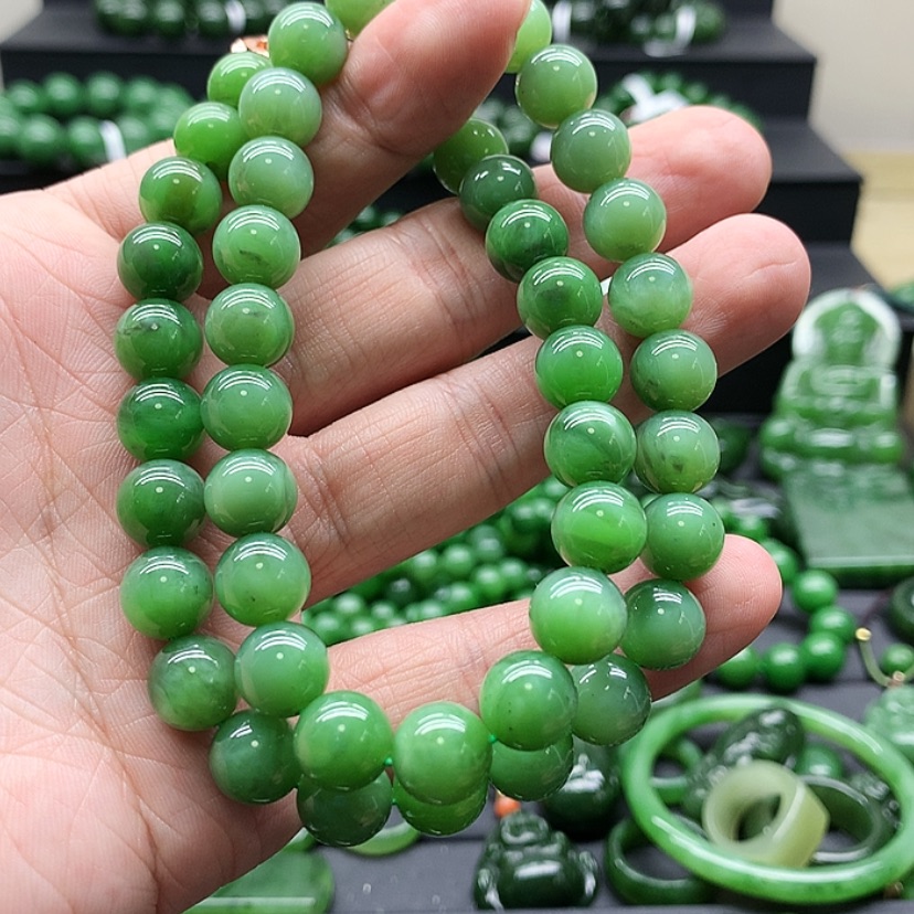 【闪购商品】和田玉（碧玉）颈饰未镶嵌微瑕