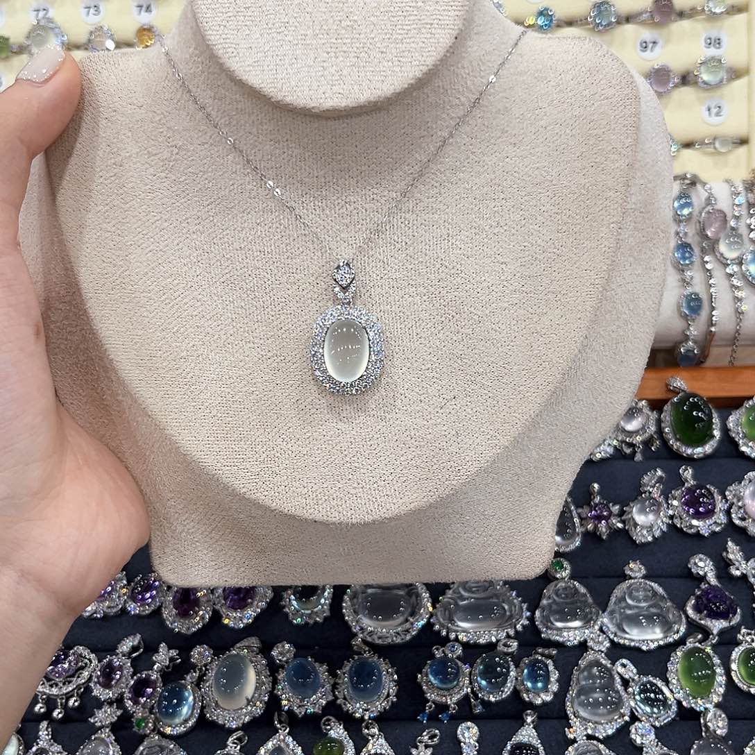 黑***莓蛇纹石玉银S925镶嵌颈饰