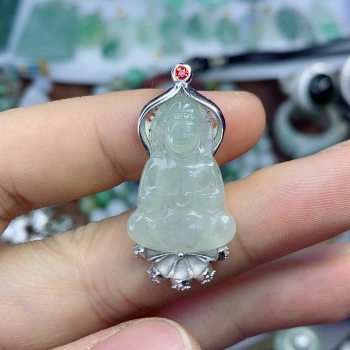 翡翠吊坠(不含链)未镶嵌