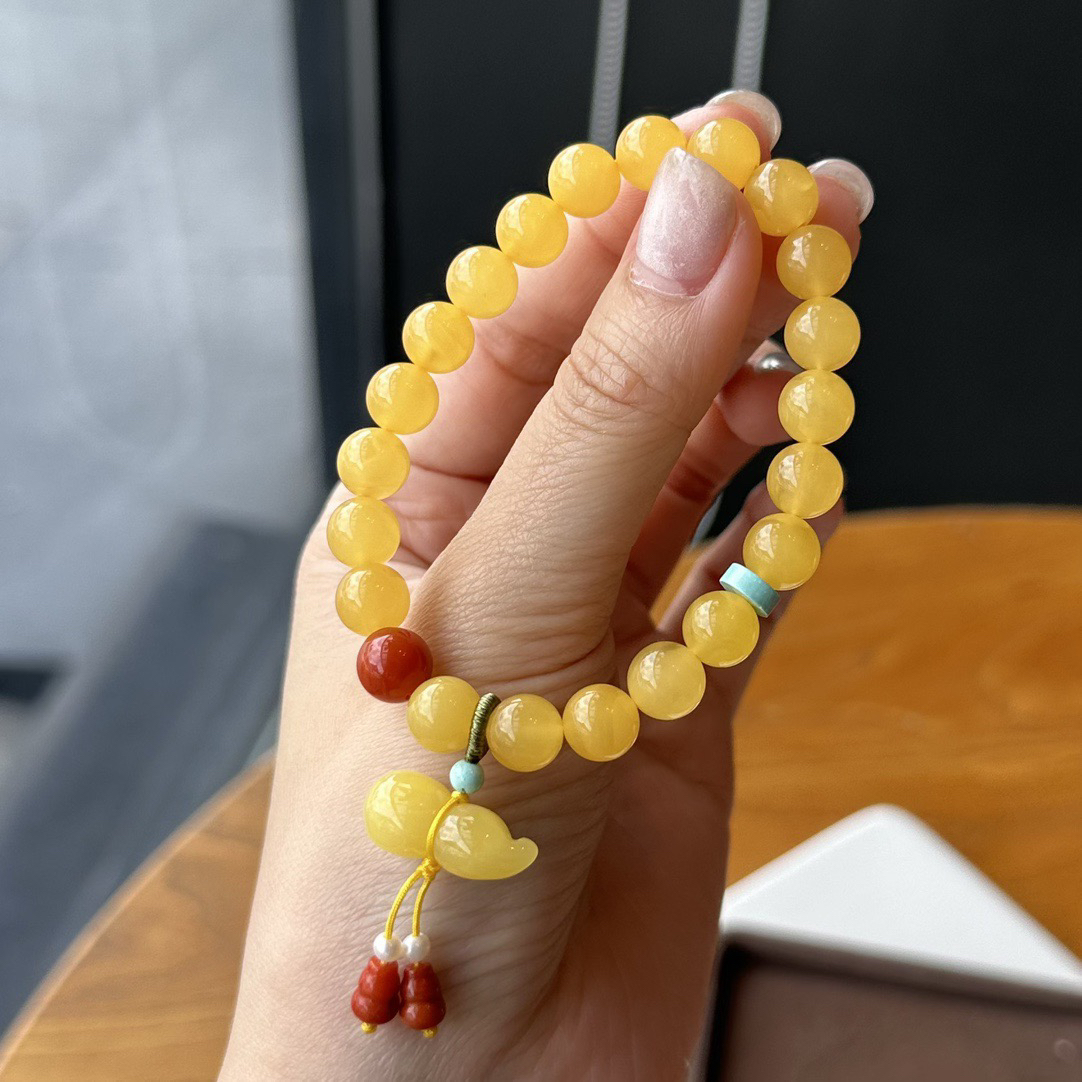 天然原矿鸡油黄老蜜蜡单圈手串珠子品质干净女款文玩手串时尚百搭