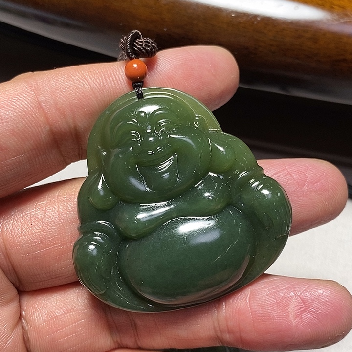 真***真和田玉未镶嵌颈饰